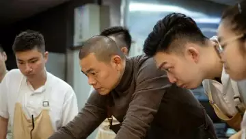  AI 廚師能解缺工？江振誠對台灣餐飲人才的期待與擔憂