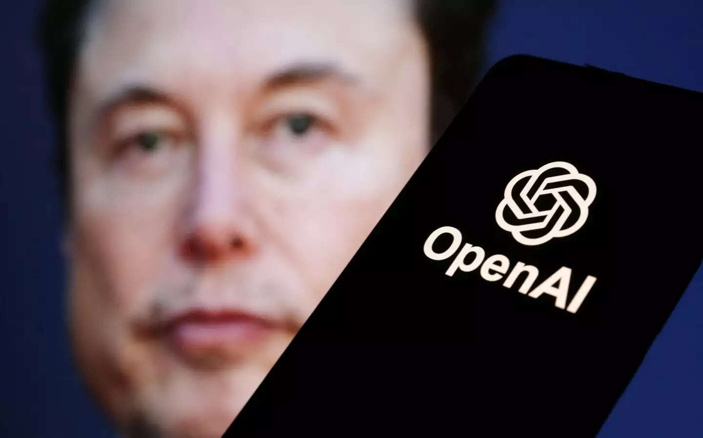 馬斯克槓上 OpenAI：AI 開源之爭背後的私人恩怨